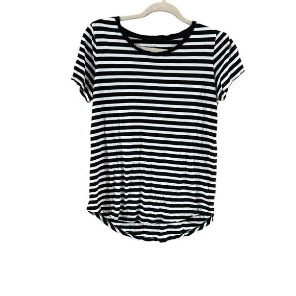 Gap Blue and White Striped Tee Size Medium - Picture 8 of 9